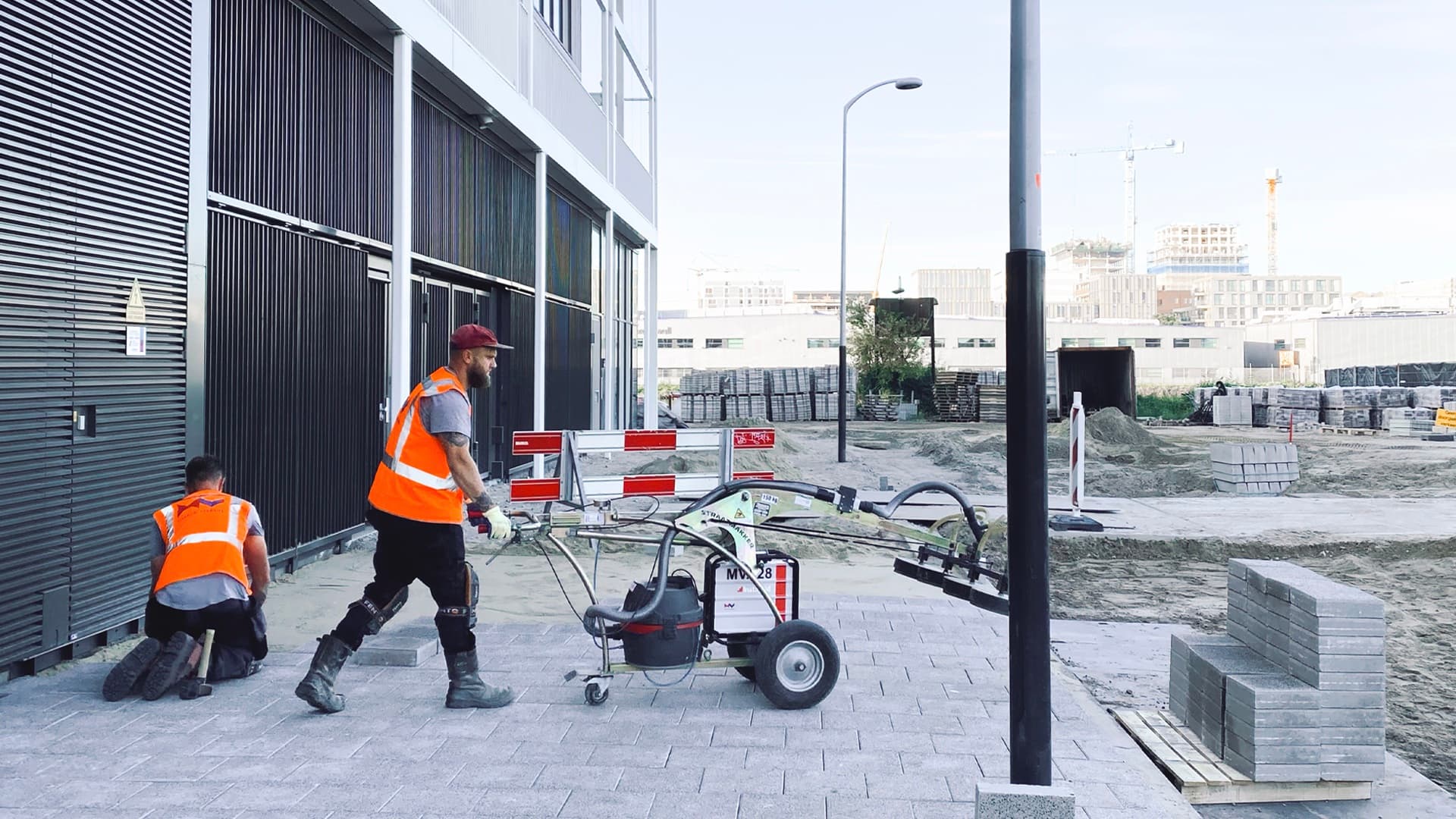 instagrid One max used in sidewalk brick laying