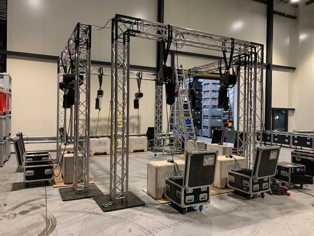 IPS hoist